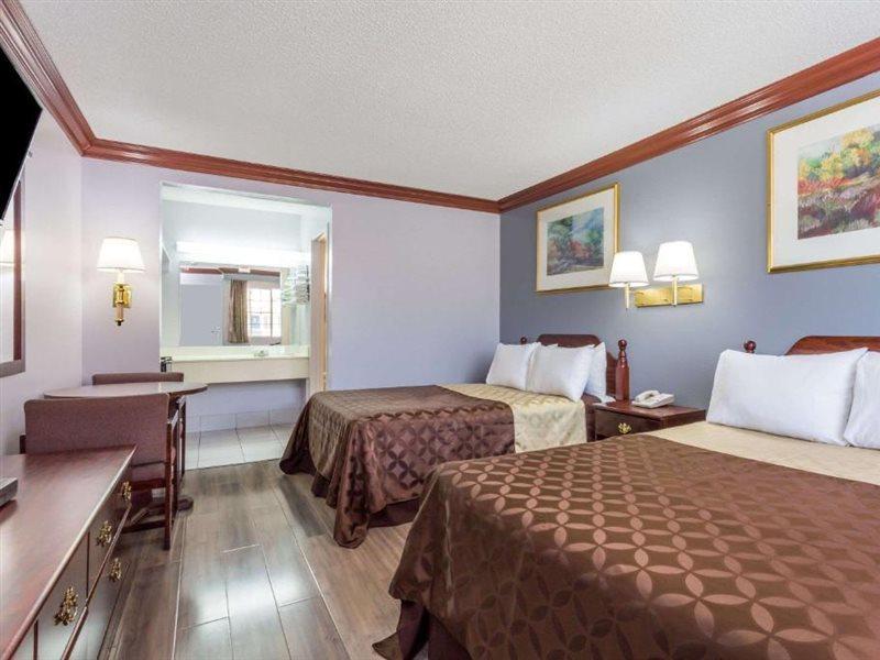 Rodeway Inn San Bernardino & Redlands Esterno foto