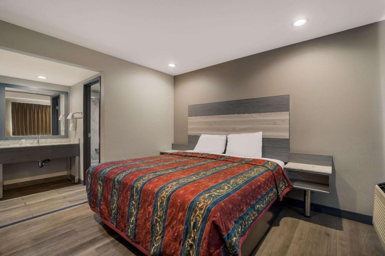 Rodeway Inn San Bernardino & Redlands Esterno foto