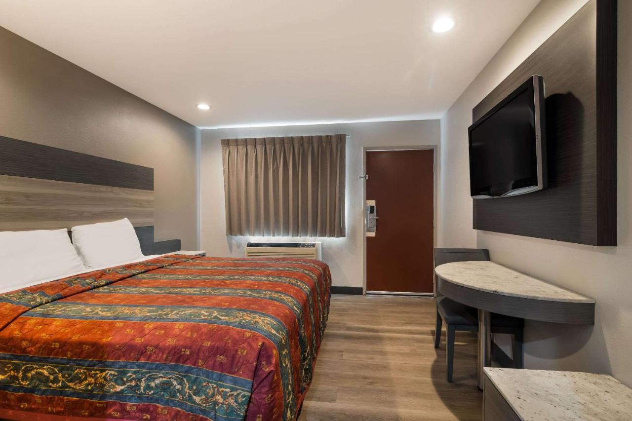 Rodeway Inn San Bernardino & Redlands Esterno foto
